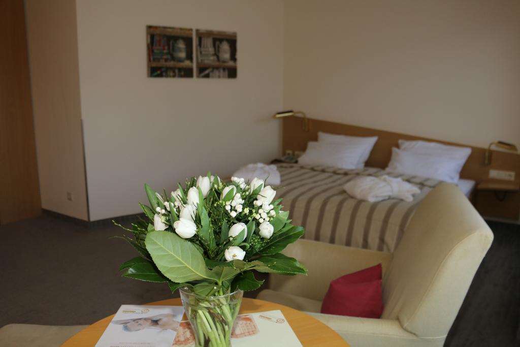 Vitalotel Roonhof Bad Salzuflen Zimmer foto