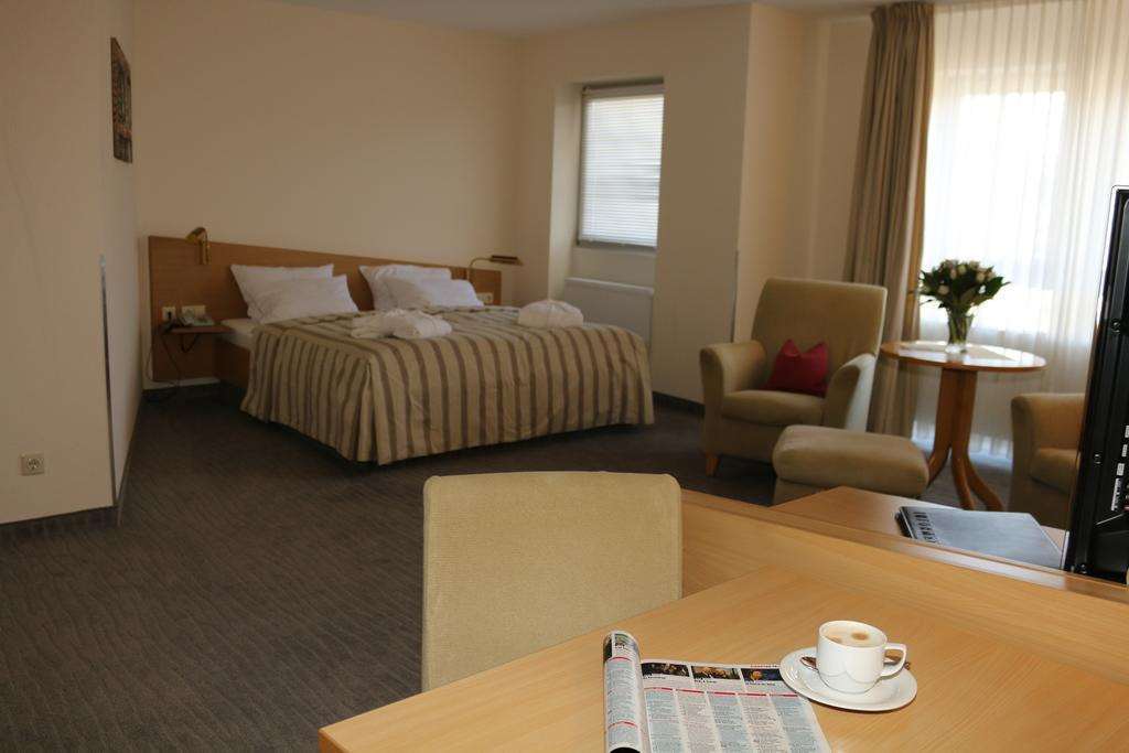 Vitalotel Roonhof Bad Salzuflen Zimmer foto